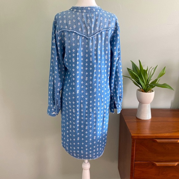 Anthropologie Cloth and Stone Chambray Printed Shirt Dress Size S - Picture 4 of 10